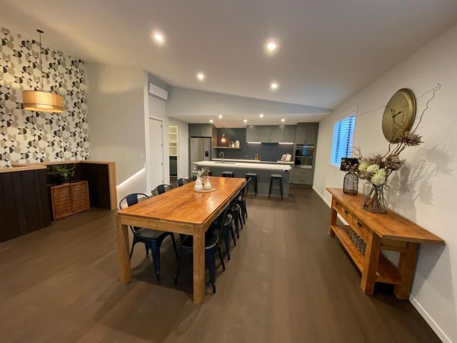 Luxury Escape In Cbd - Walking Distance To Town Villa Tauranga Exterior foto