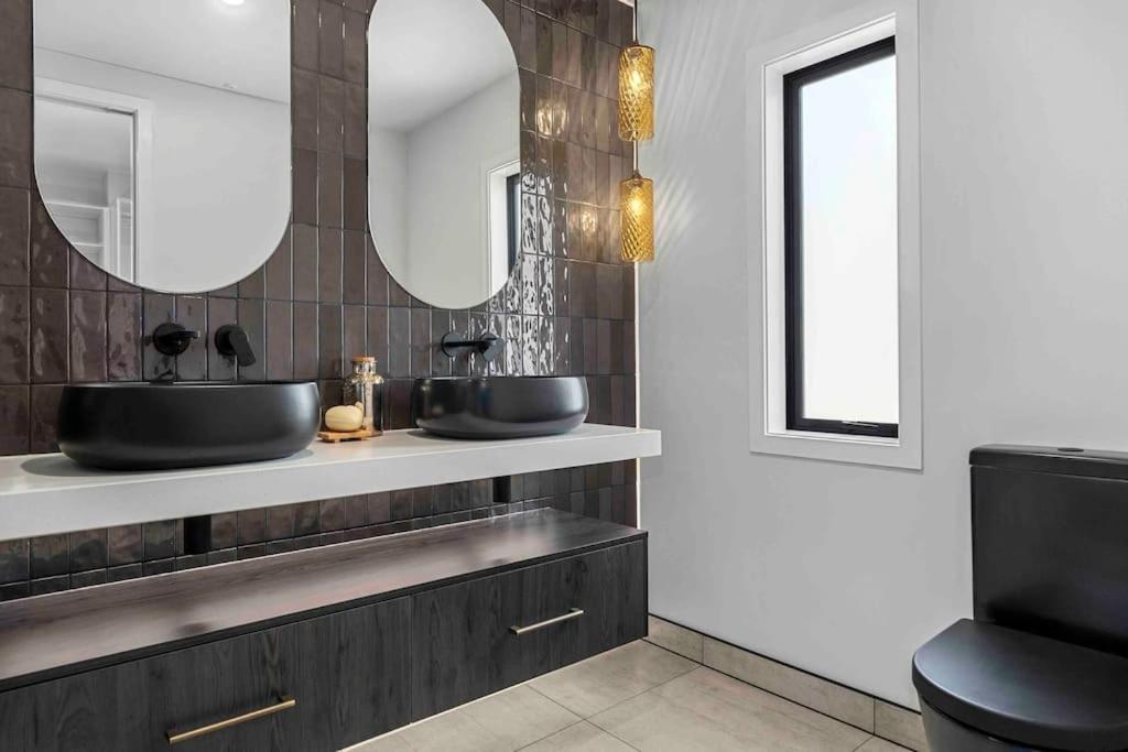 Luxury Escape In Cbd - Walking Distance To Town Villa Tauranga Exterior foto